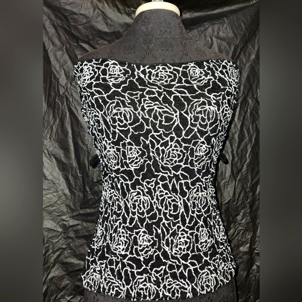 Body C Black & White Rose Tube Top
